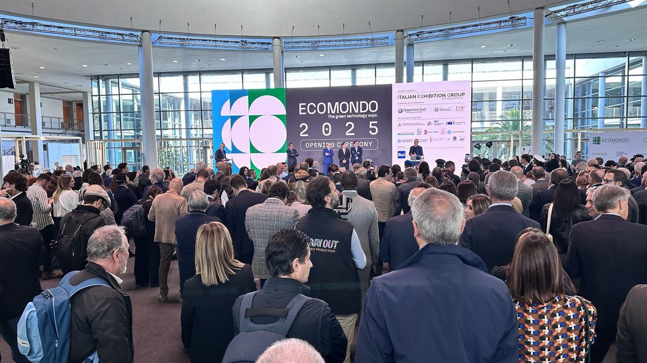 Green Retail  - Movimento ALLATRA a Ecomondo 2025  