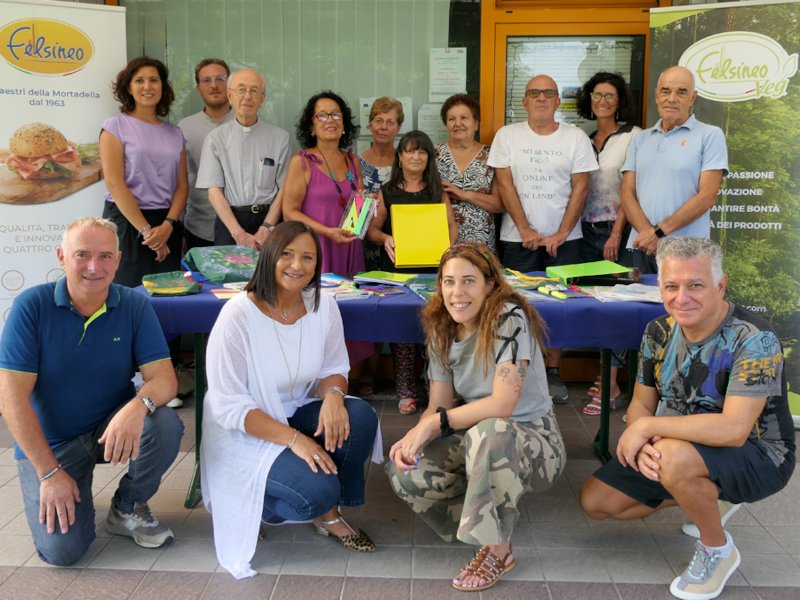 Green Retail  - “Back to school” con Gruppo Felsineo. Donati i kit scuola per gli studenti del territorio  