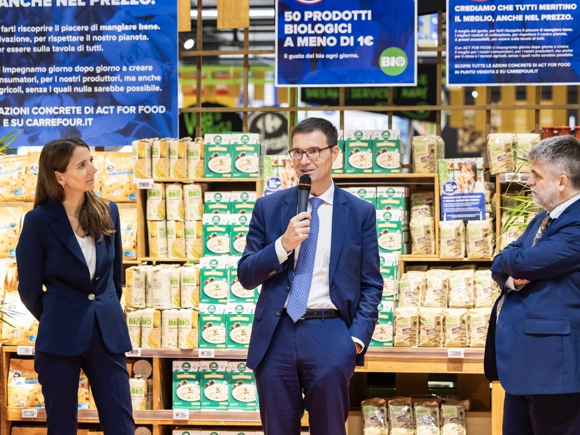 Green Retail  - Carrefour rilancia Act for Food: al centro gusto, salute e sostenibilità 