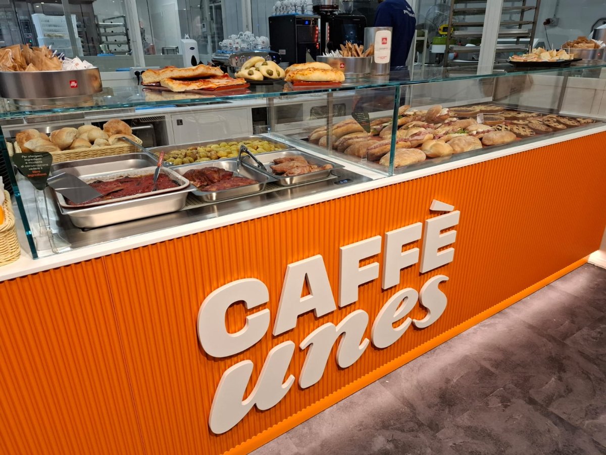 Green Retail  - Unes inaugura il nuovo Caffè Unes a Caluso 