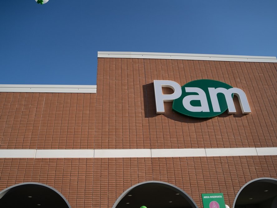 Green Retail  - Pam Panorama e Iberdrola: energia fotovoltaica per la gdo 