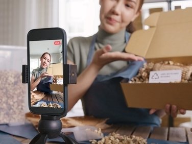 Green Retail  - Sostenibilità e social: l’analisi Buzzoole  