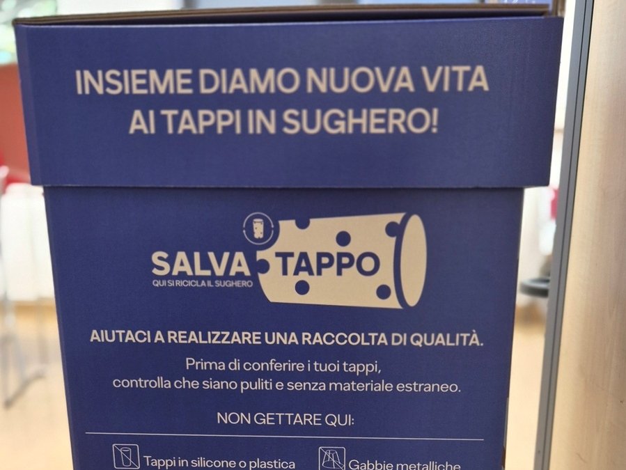 Green Retail - Amorim Cork e Coop Alleanza 3.0 attivano 24 nuovi punti di raccolta tappi Green Retail - Amorim Cork e Coop Alleanza 3.0 attivano 24 nuovi punti di raccolta tappi