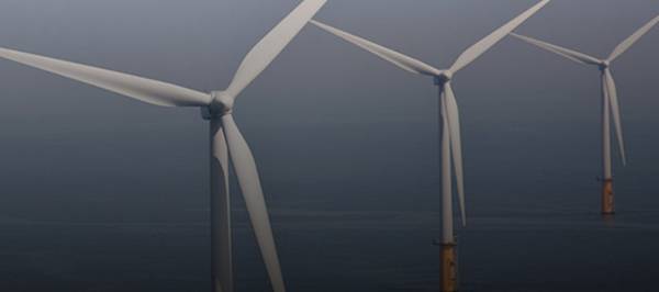 Green Retail  - Hitachi Energy: In Italia, l'eolico offshore flottante (sul mare) è l'opzione migliore per diverse ragioni. 