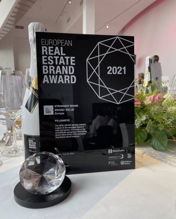 Green Retail - P3 Logistic Parks registra la più forte crescita di brand nel settore immobiliare europeo e ottiene due premi dall'European Real Estate Brand Institute Green Retail - P3 Logistic Parks registra la più forte crescita di brand nel settore immobiliare europeo e ottiene due premi dall'European Real Estate Brand Institute