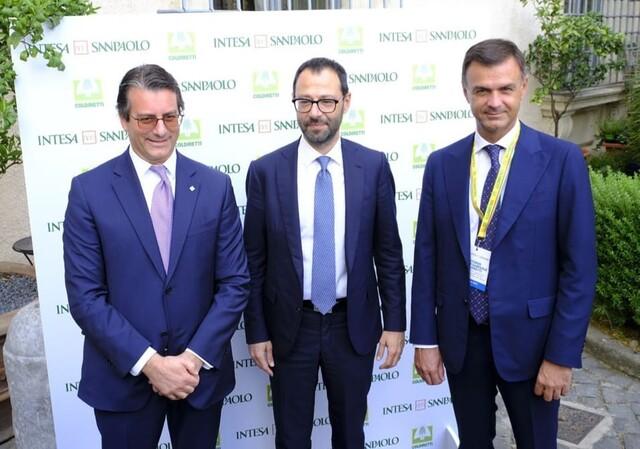 Green Retail  - Accordo Intesa Sanpaolo - Coldiretti: 3 miliardi di euro a supporto del Pnrr per l'agricoltura 