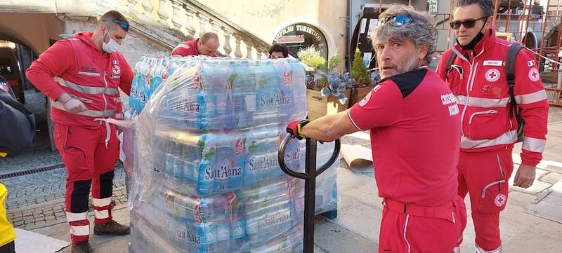 Green Retail  - Acqua Sant'Anna per le famiglie alluvionate di Limone Piemonte 