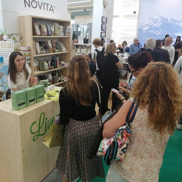 Green Retail  - La spirulina italiana arriva al Sana di Bologna con ToloGreen 