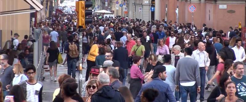 Green Retail  - Bolognesi preoccupati più da problemi economici ed emergenze climatiche che da sicurezza e immigrazione 