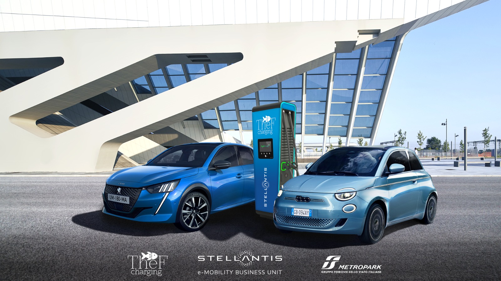 Green Retail  - E-Mobility: accordo tra Gruppo Fs, TheF Charging e Gruppo Stellantis per 600 nuovi punti di ricarica in 50 parcheggi nelle stazioni 