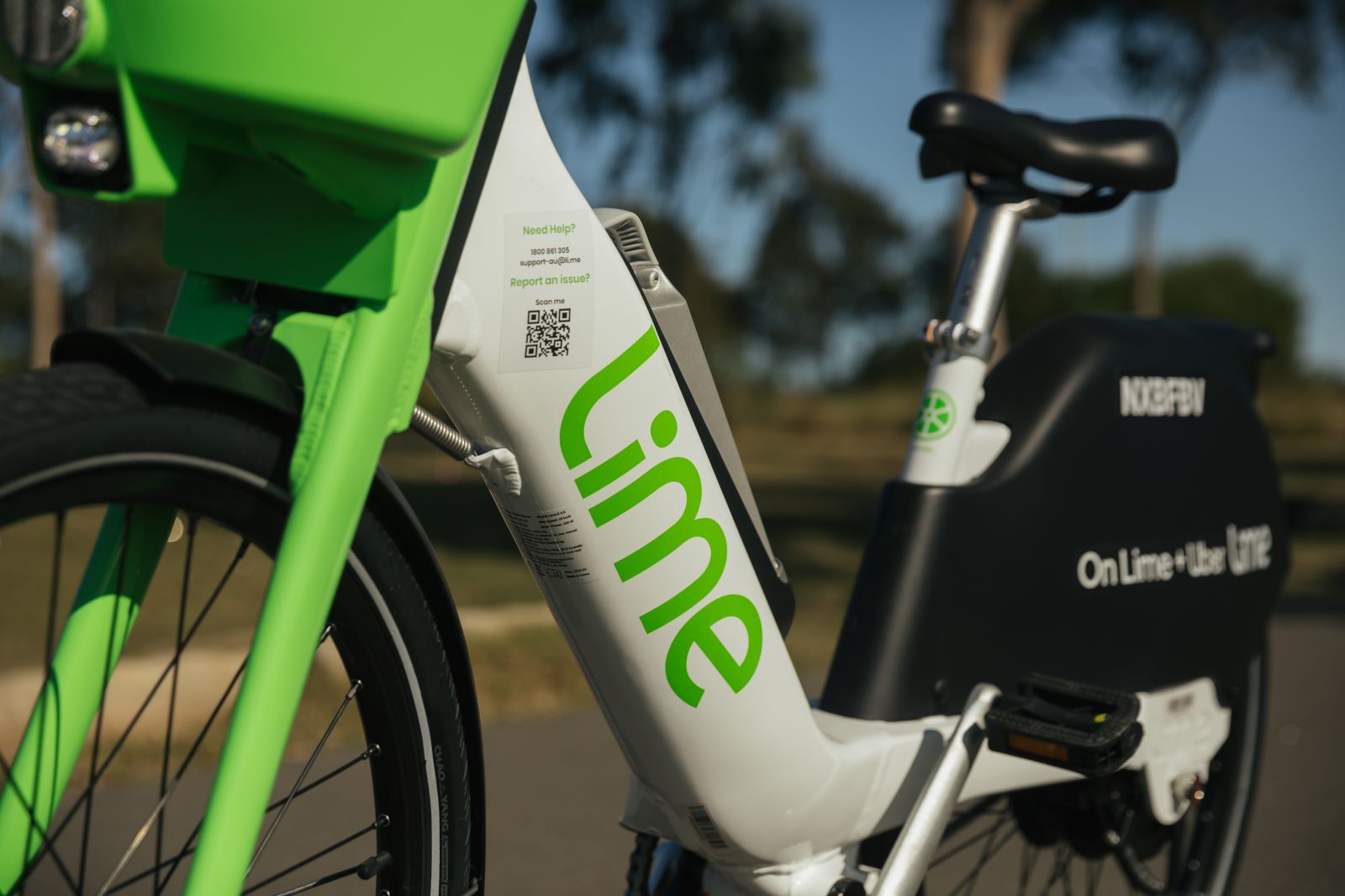 Green Retail  - Lime lancia a Milano 2000 nuove bici elettriche con batteria intercambiabile e trasmissione automatica a due velocità 