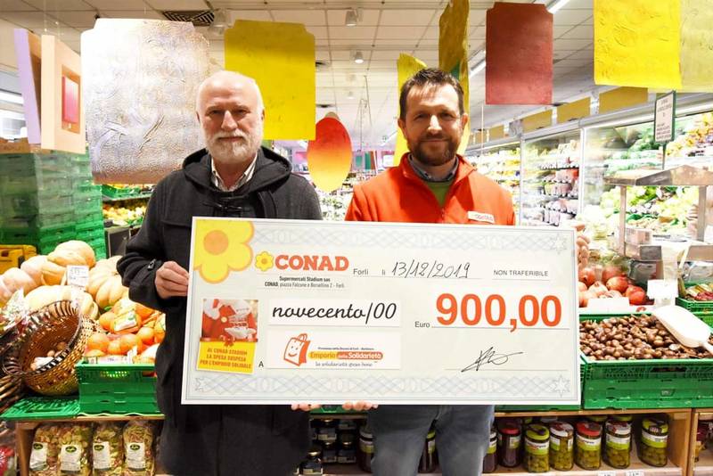 Green Retail  - Forlì - Conad Stadium a Natale sostiene l'Emporio della Solidarietà 