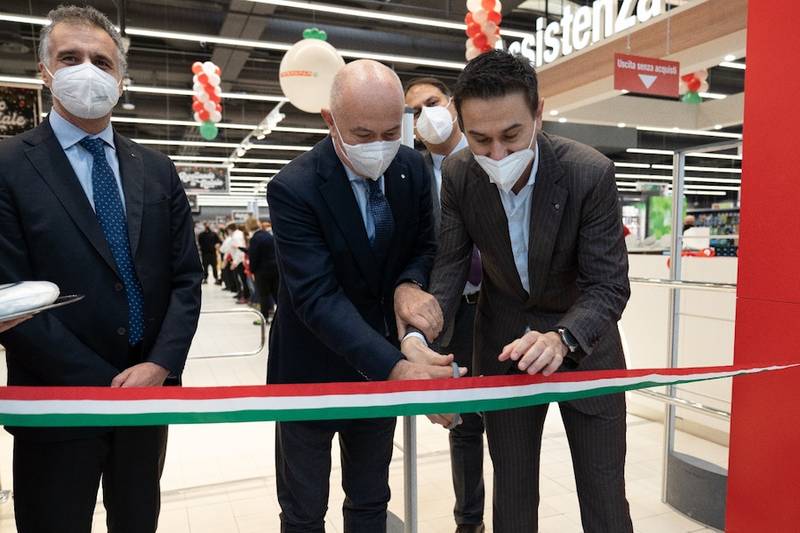 Green Retail  - A Pescara aeroporto l’ex Auchan diventa Interspar 