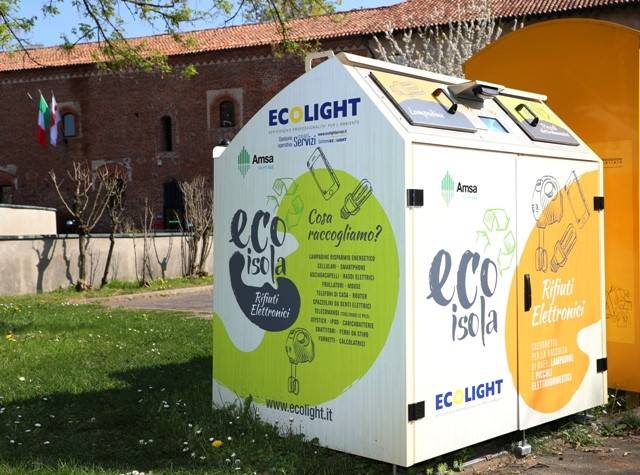 Green Retail  - Con le Ecoisole Raee di Ecolight raccolte 20 tonnellate di smartphone e piccoli elettrodomestici 