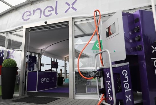 Green Retail  - Enel X Way e Conad rinnovano la partnership per una mobilità sostenibile 