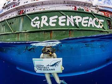 Green Retail  - Multicedi dona Uova e Colombe ai più bisognosi 