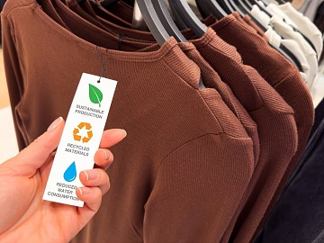 Green Retail  - 3.500 nuovi alberi a Roma per fornire servizi ecosistemici alla città 